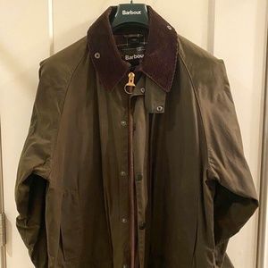 Men's Barbour Classic Beaufort Waxed Jacket C42
